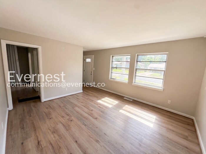 1645 18th Way SW – photo 2