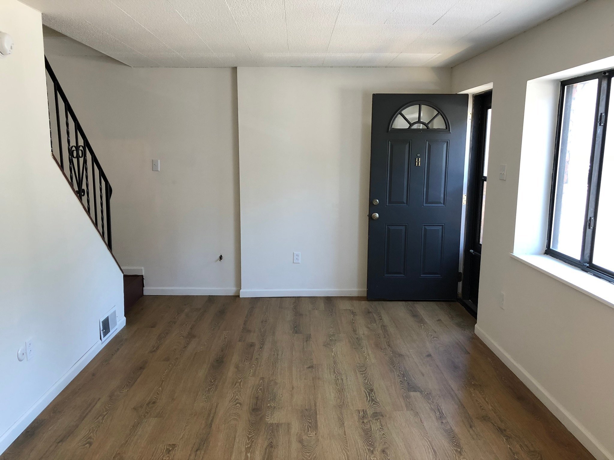 90 Vilsack St unit H – photo 2