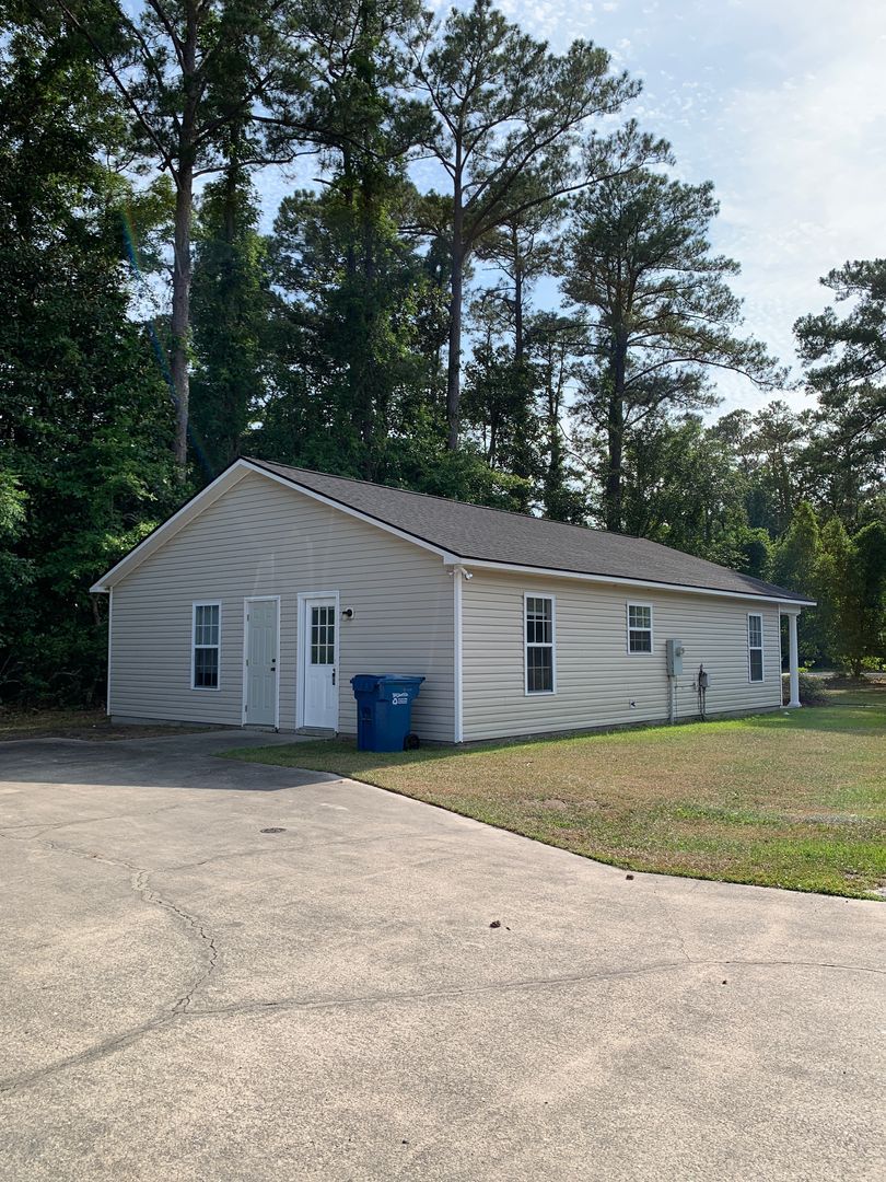 4011 Masonboro Loop Rd – photo 3