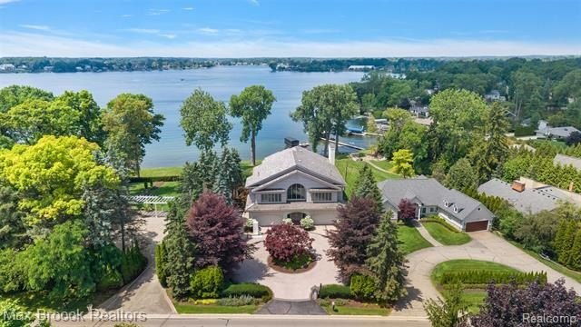 2980 Middlebelt Rd – photo 1