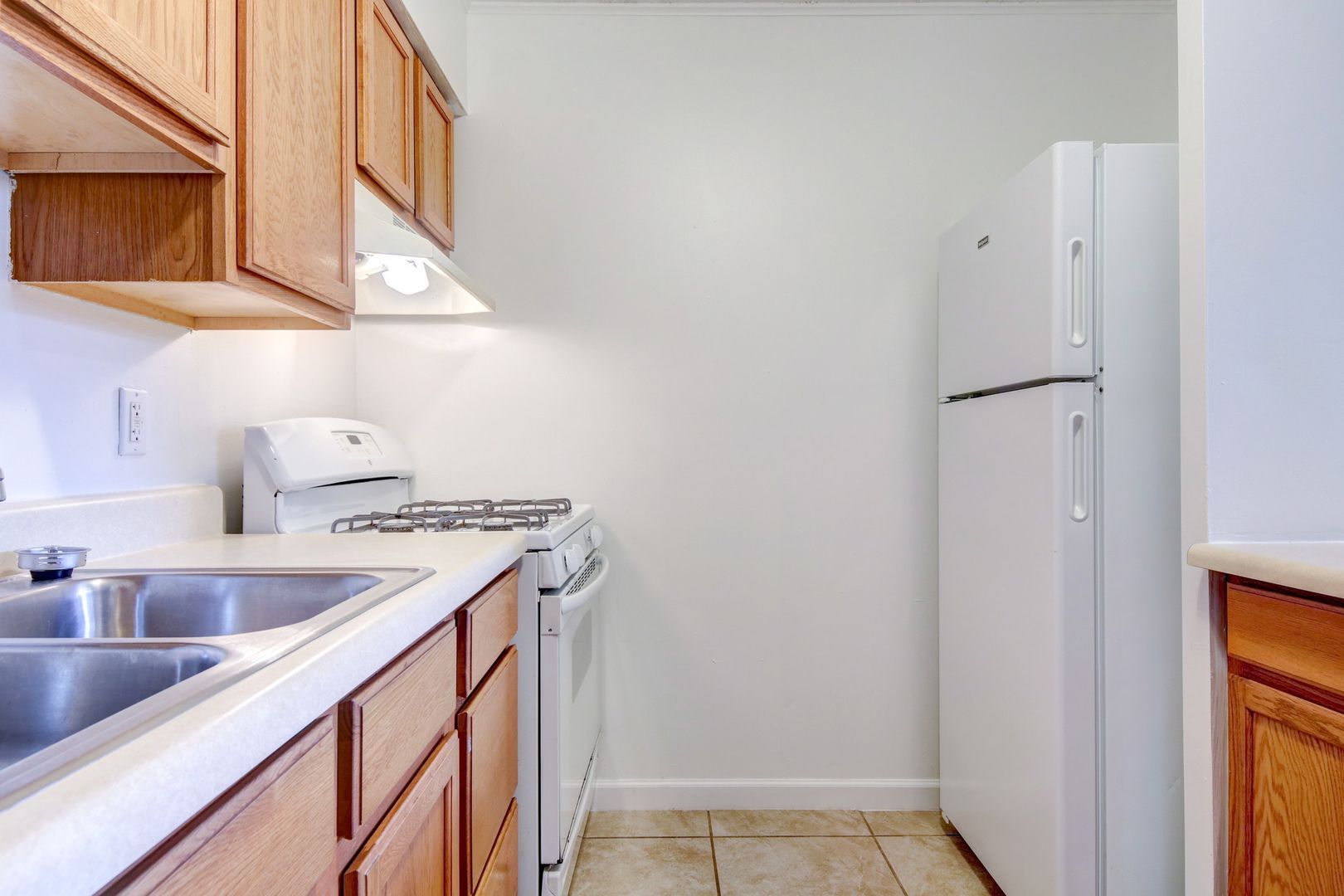 717 Fairmont Dr unit 7E – photo 2