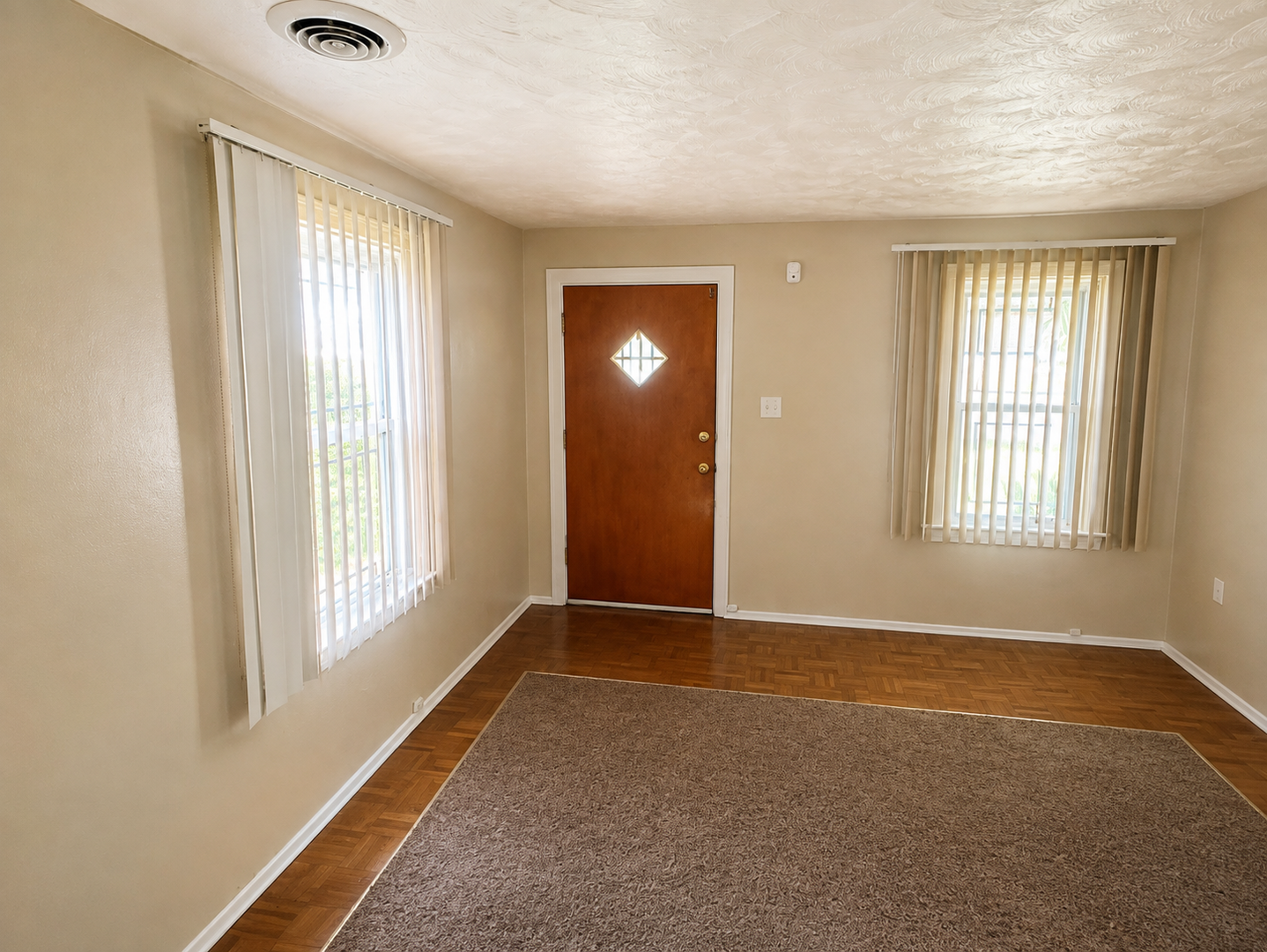2326 Rhode Island Ct. – photo 5