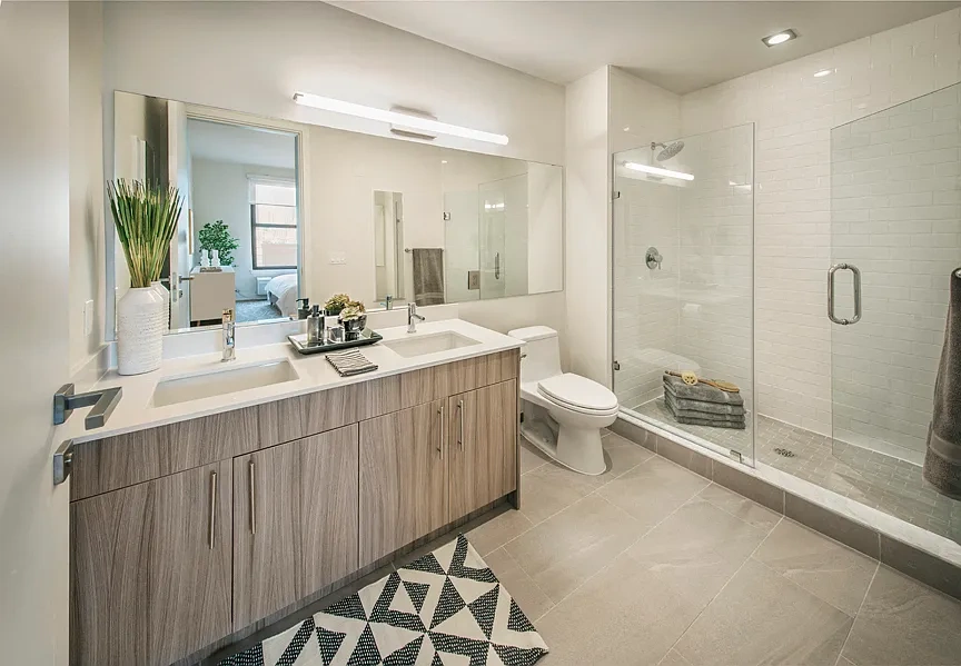 333 GRAND STREET – photo 1