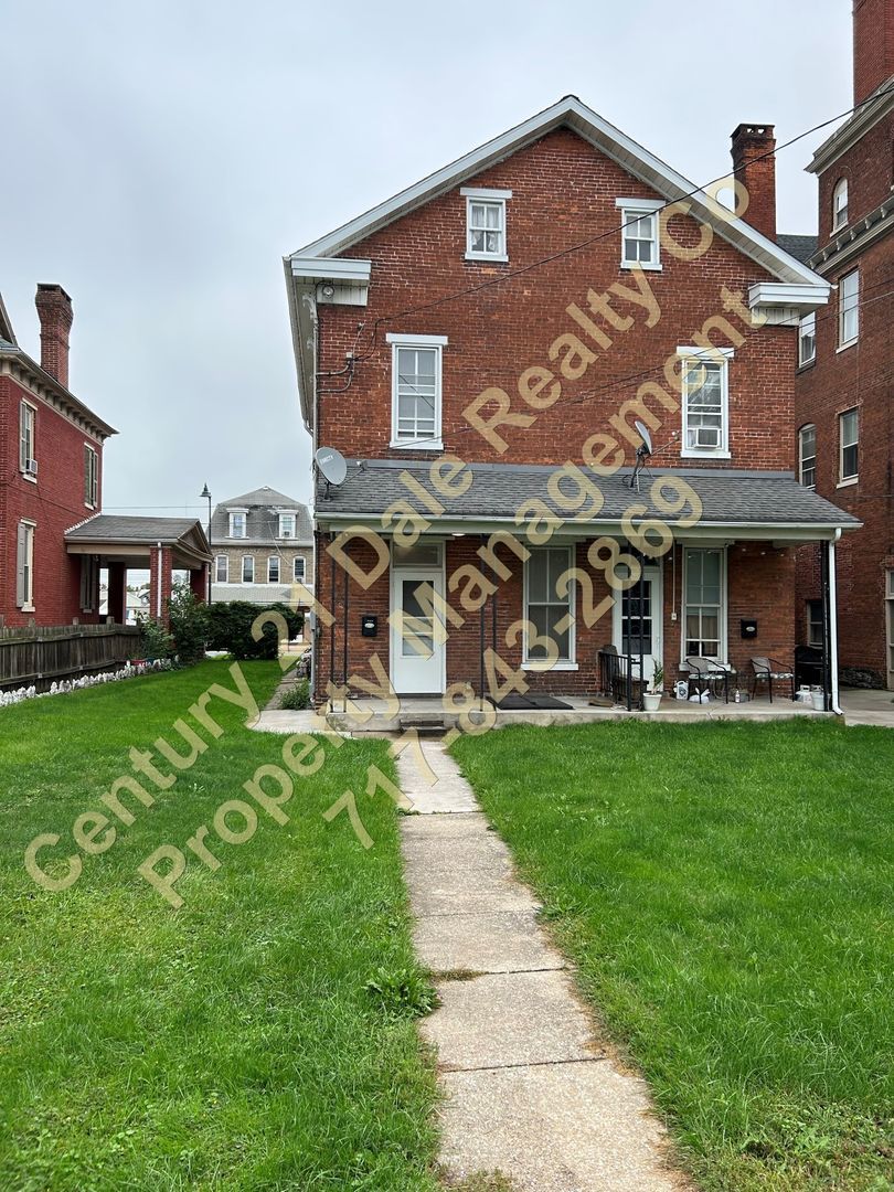 78 S Main St unit Unit - 78 1/2 Back – photo 1