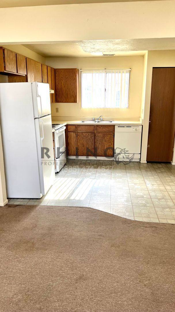 449 N 1465 W unit A – photo 1