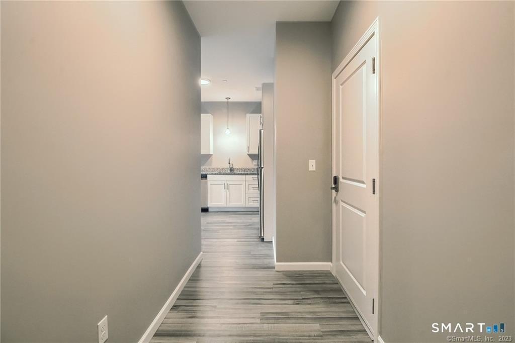 9 Steele Blvd #201 – photo 2