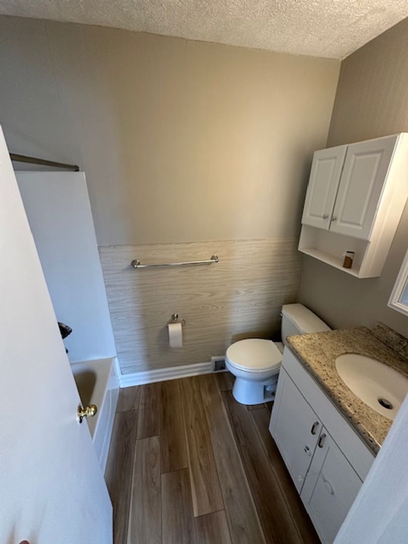 1171 W Main St unit 1 – photo 4