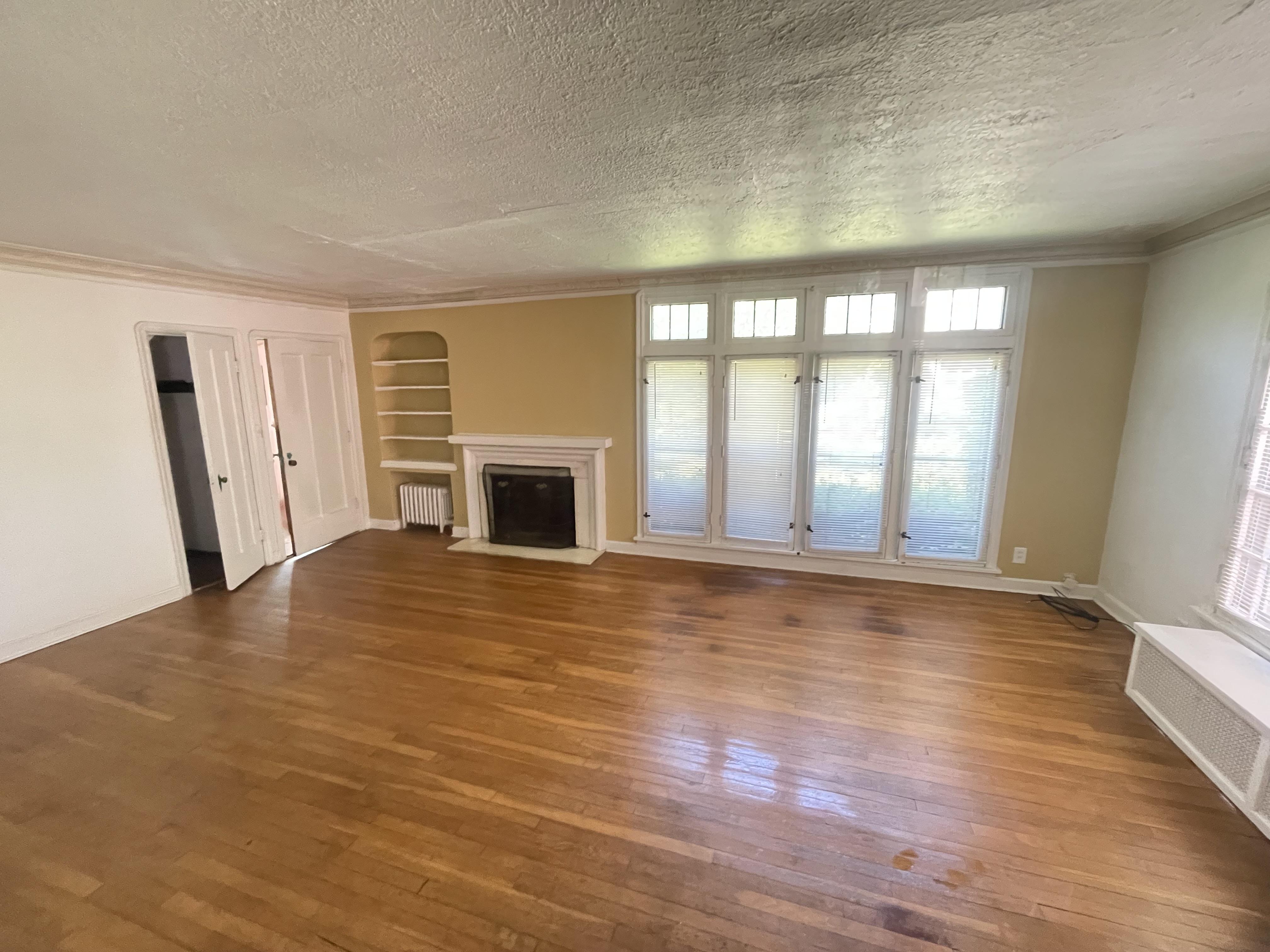 18320 Newell Rd unit 1 – photo 3