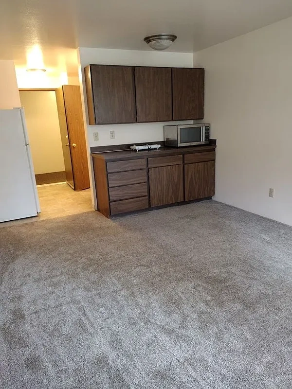 Greentree Apartments – photo 1