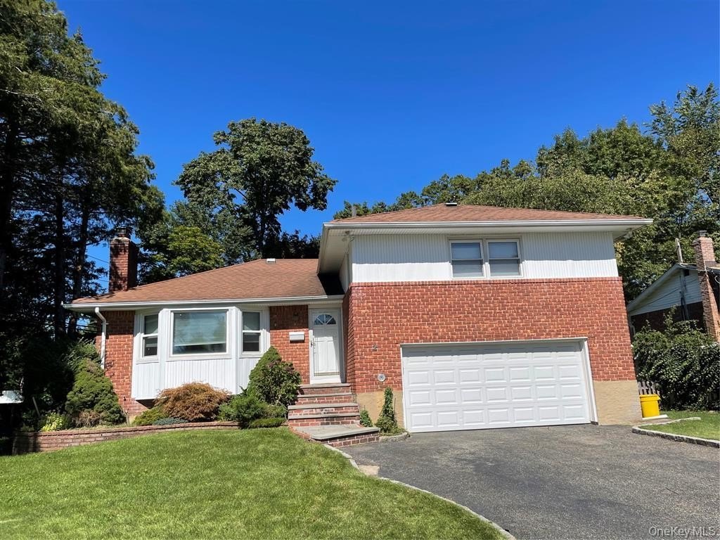 2 Stuart Dr – photo 1
