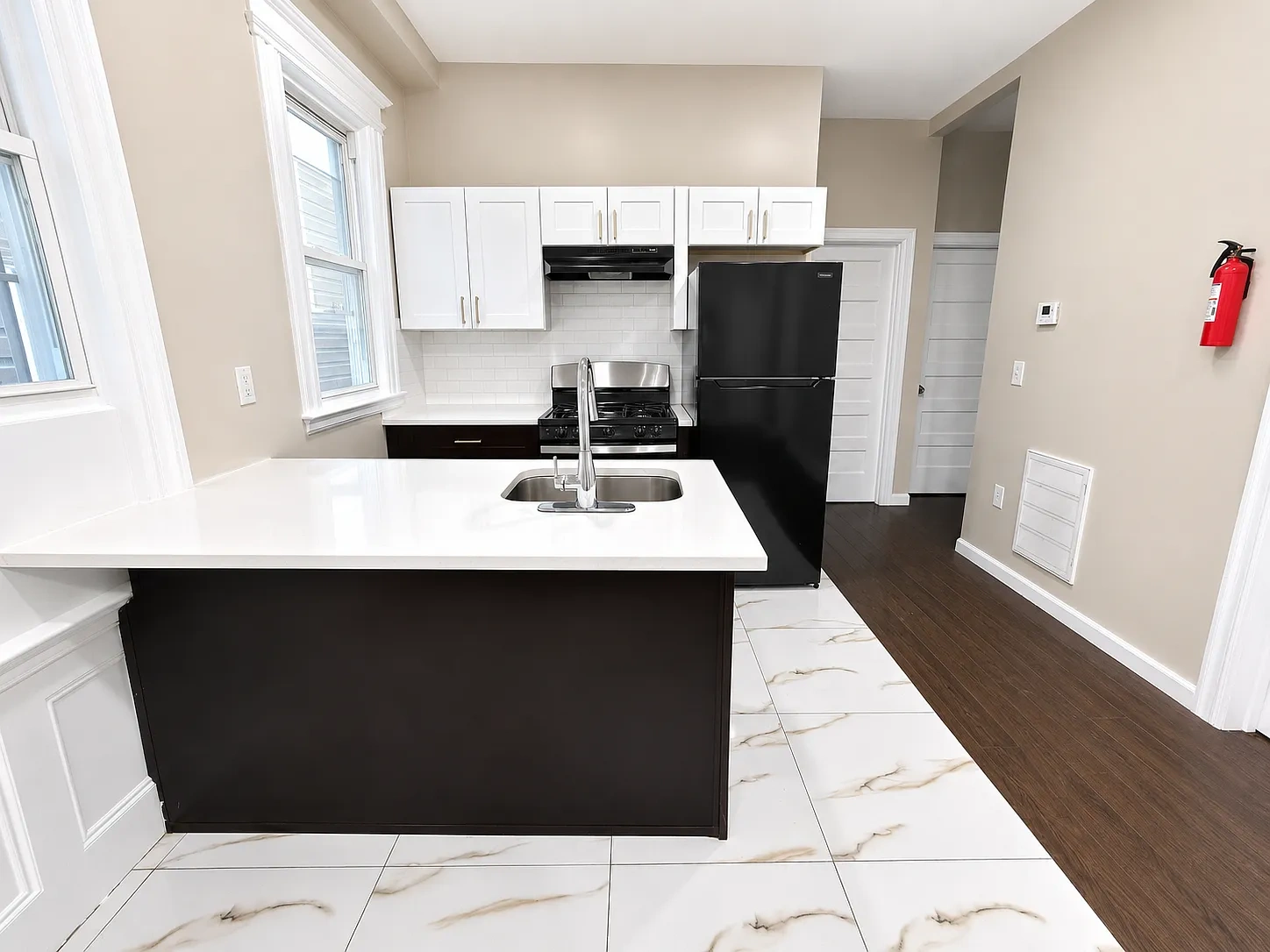 733 S 18th – photo 3