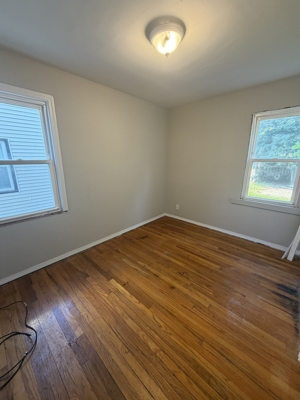 18424 Maple Heights Blvd – photo 3