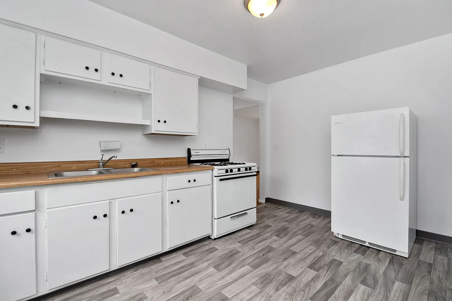 356 Probasco St – photo 4