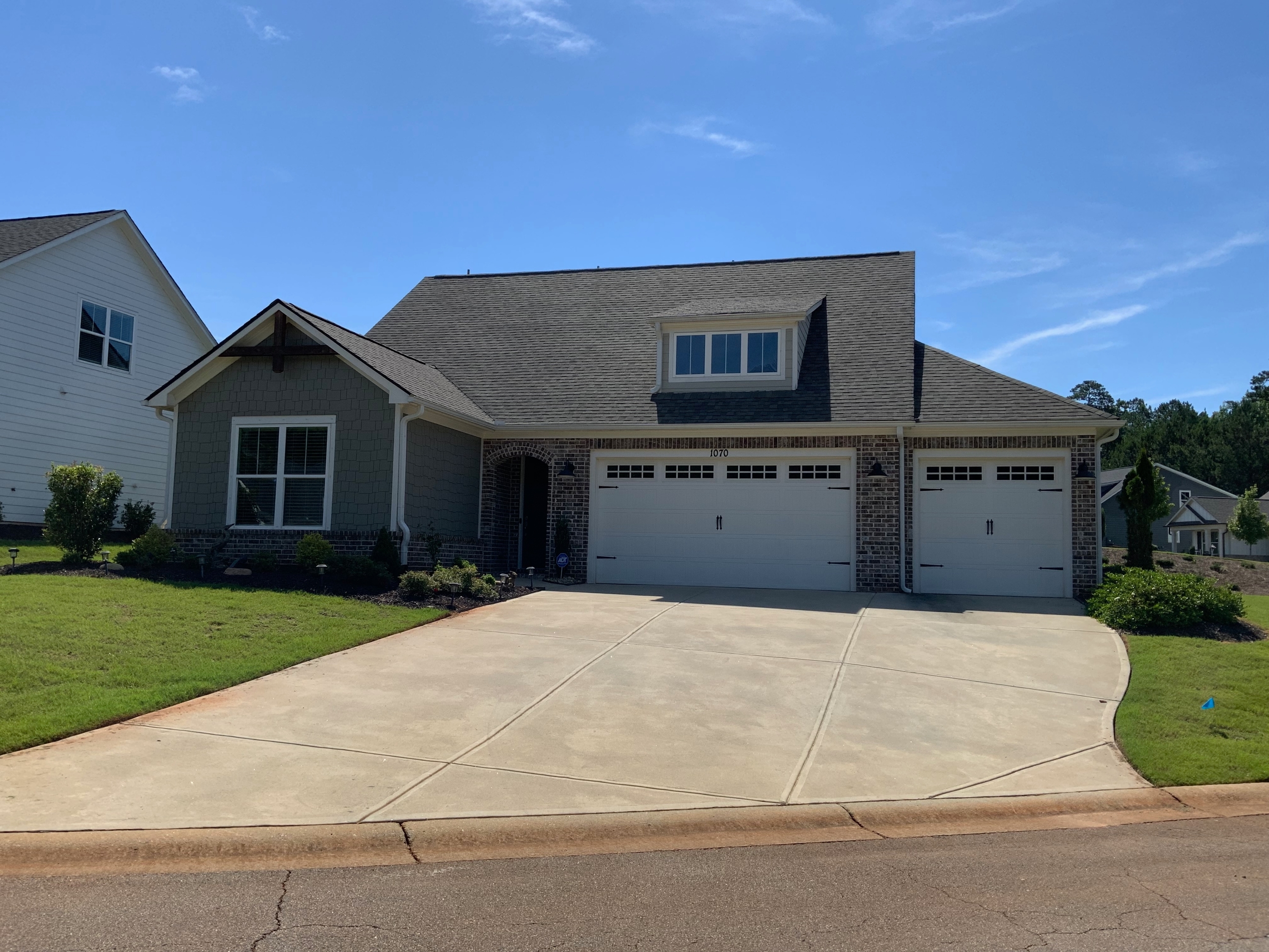 1070 Providence Loop – photo 2