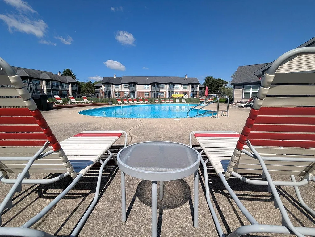 Spinnaker Cove Apartments – photo 1