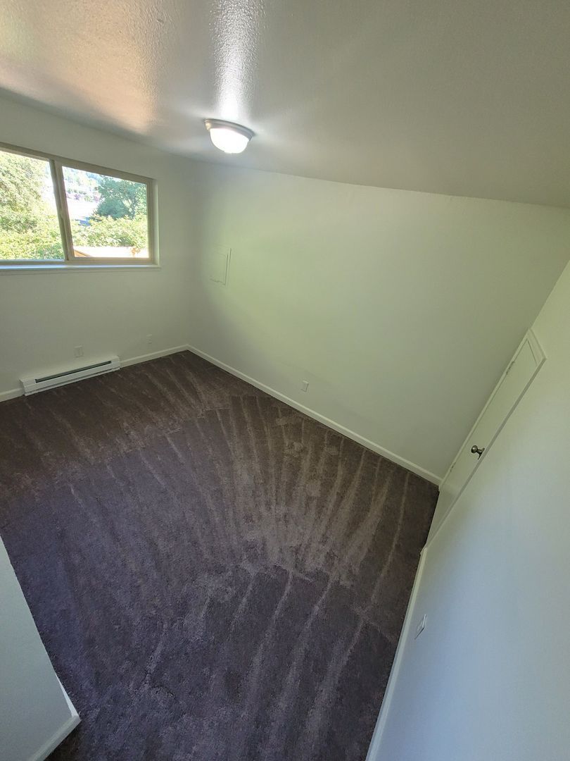 748 N 12th Ave – photo 5
