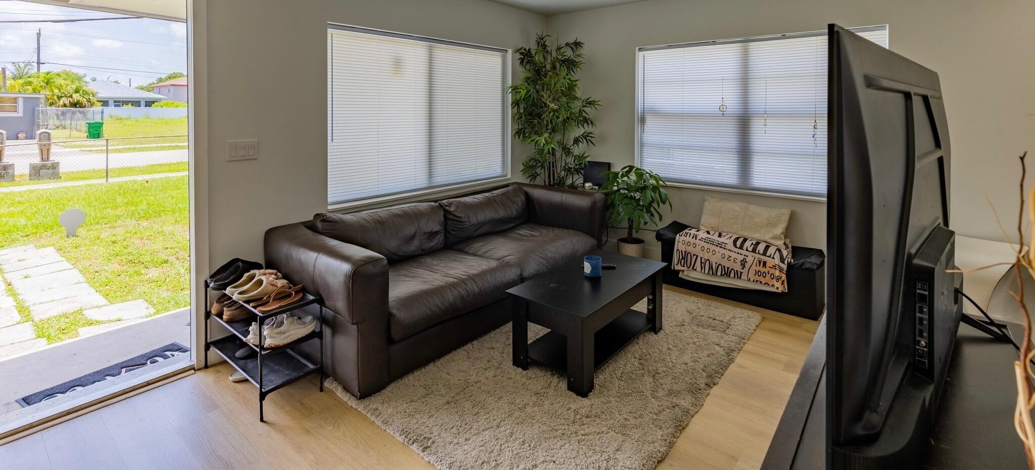 2921 NW 11th St #WEST – photo 4