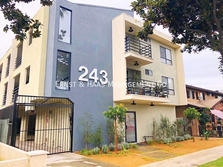 243 Temple Ave – photo 1