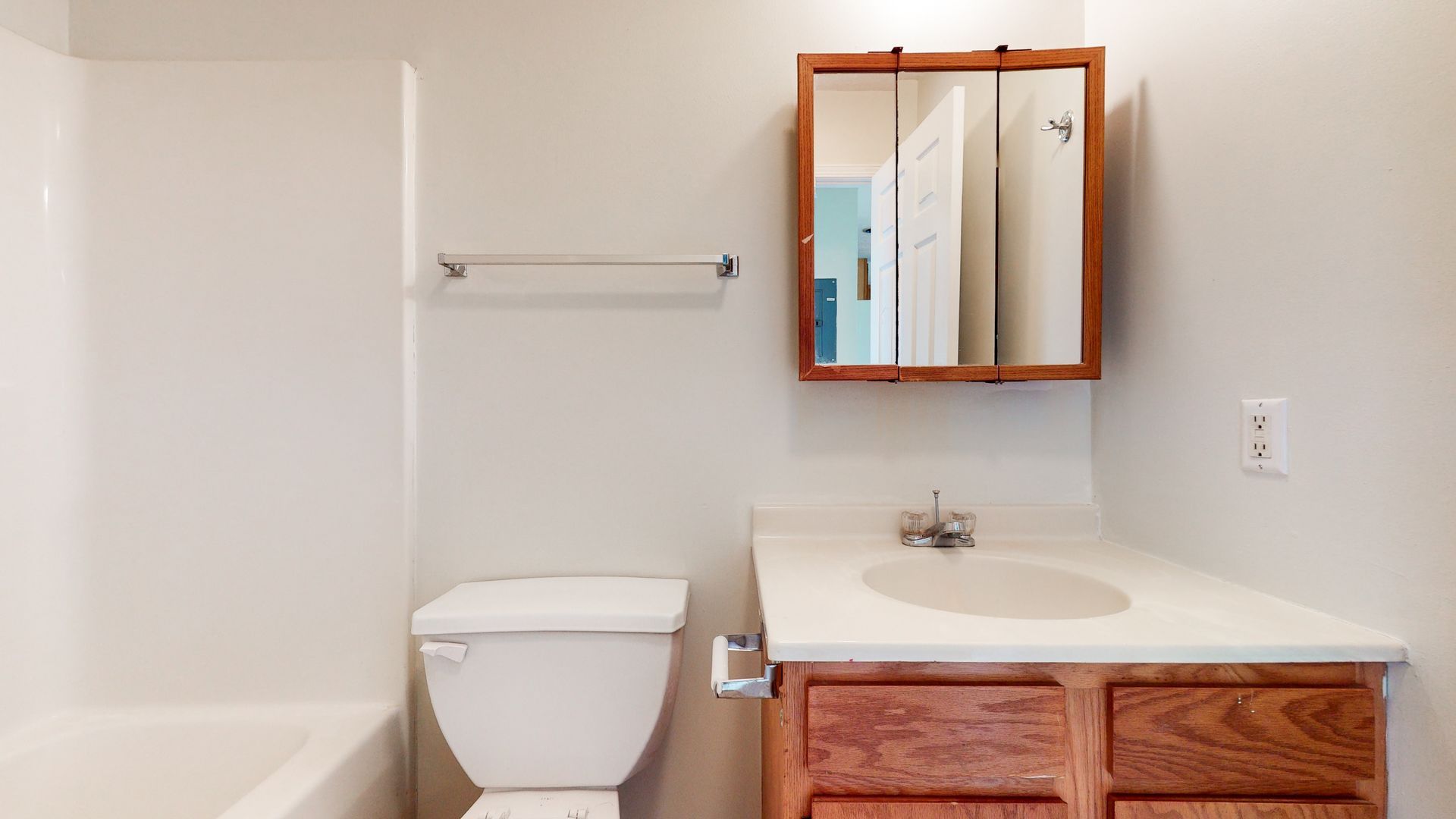 106 W Shelbourne Dr unit 08 – photo 5