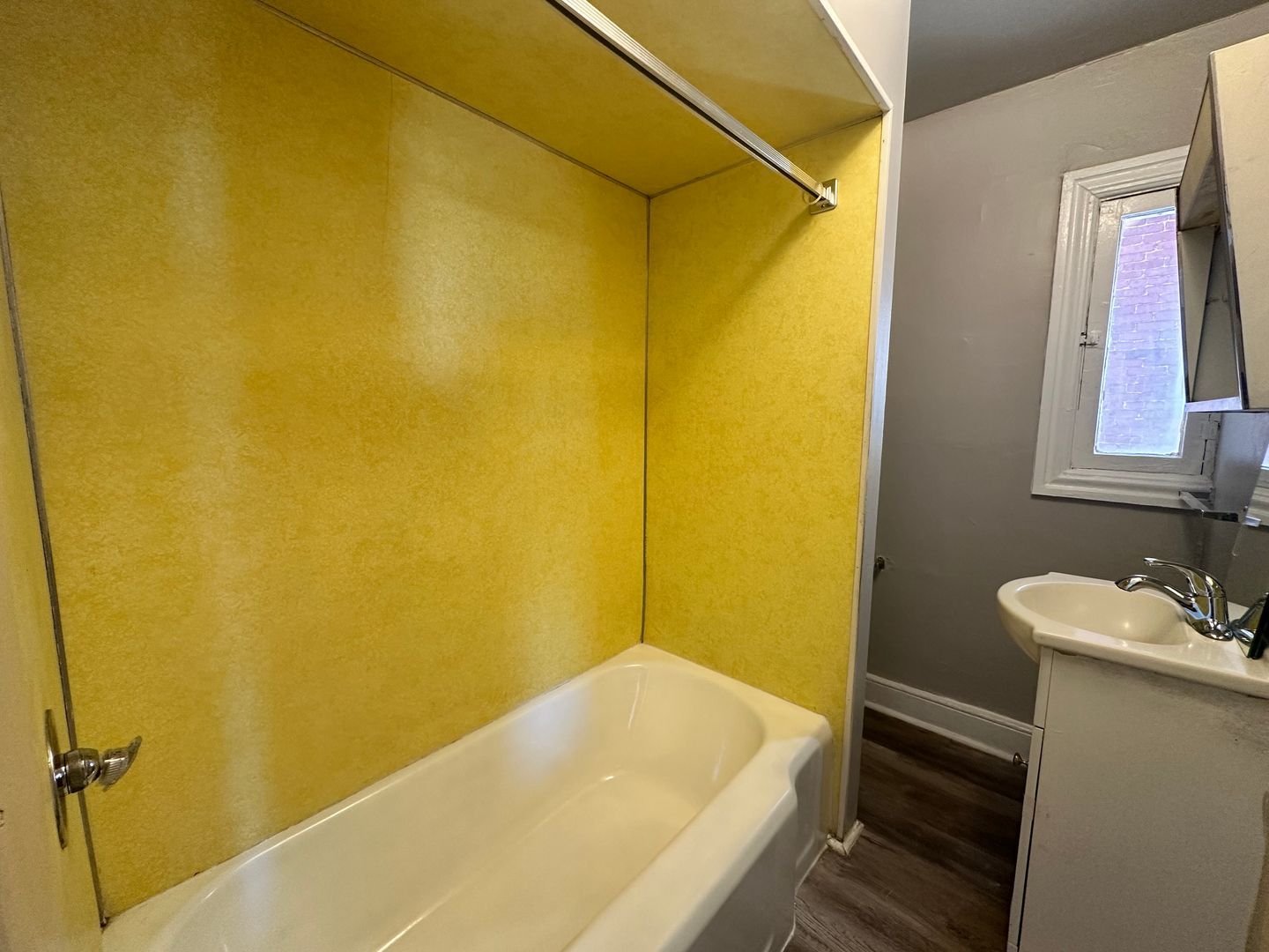 324 Old 9th St unit 3 – photo 4