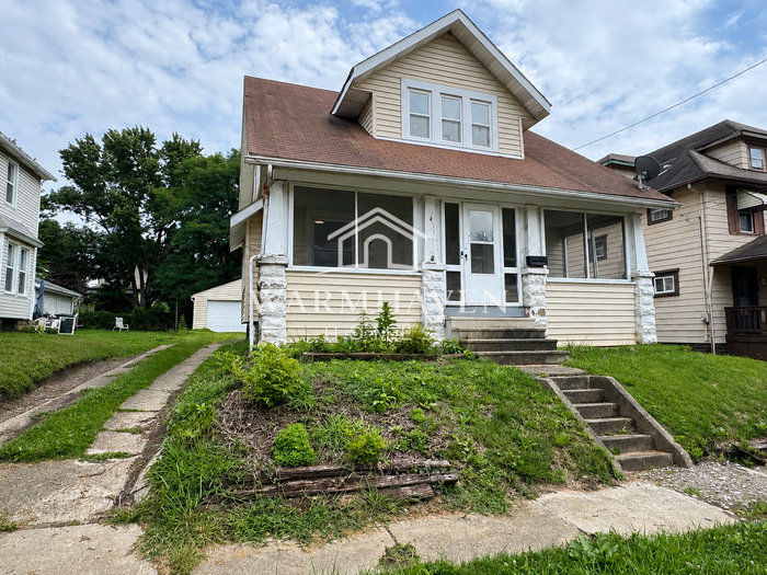2137 12th St SW – photo 1