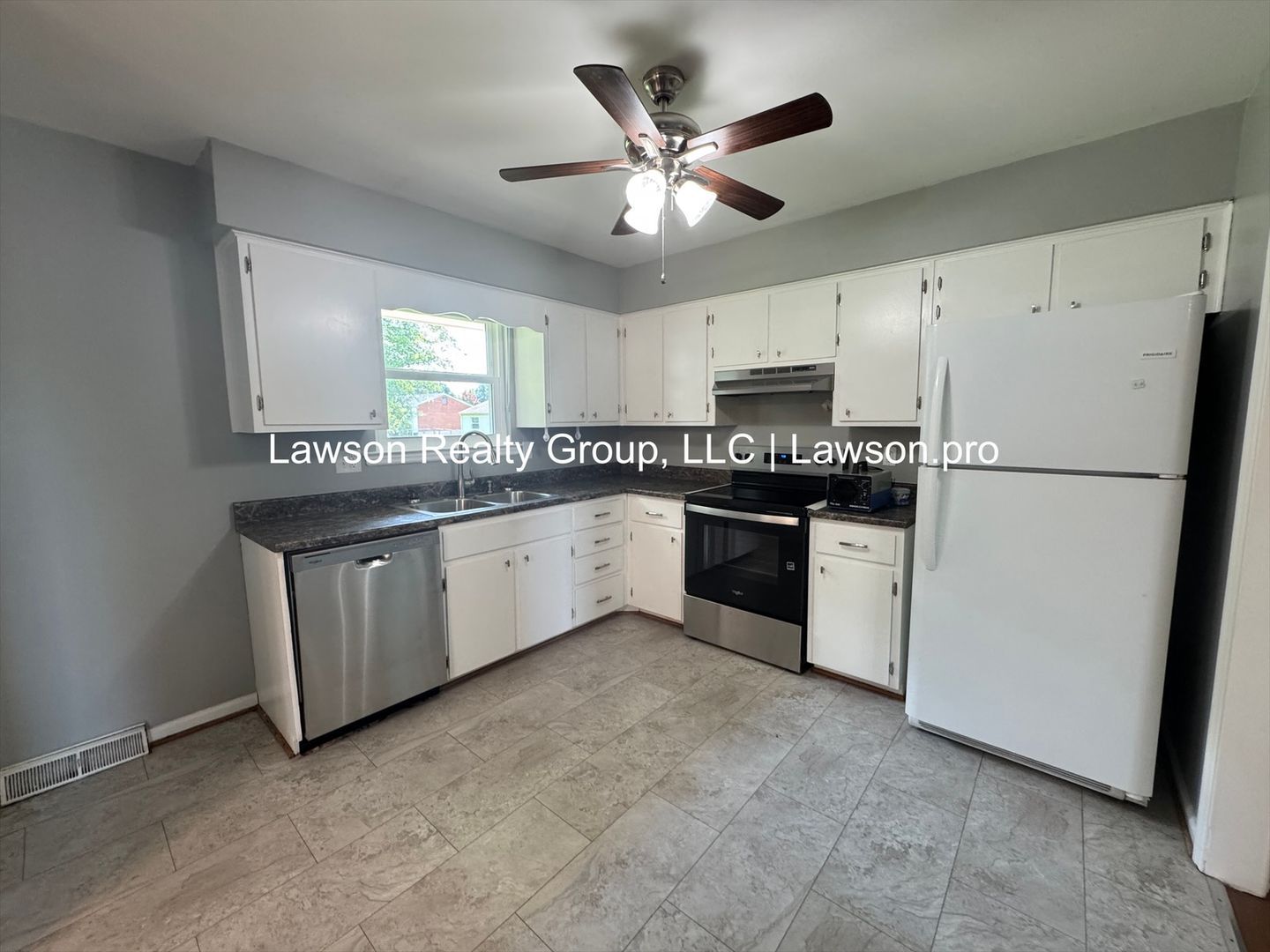 4711 Pennsylvania Ave NE – photo 5
