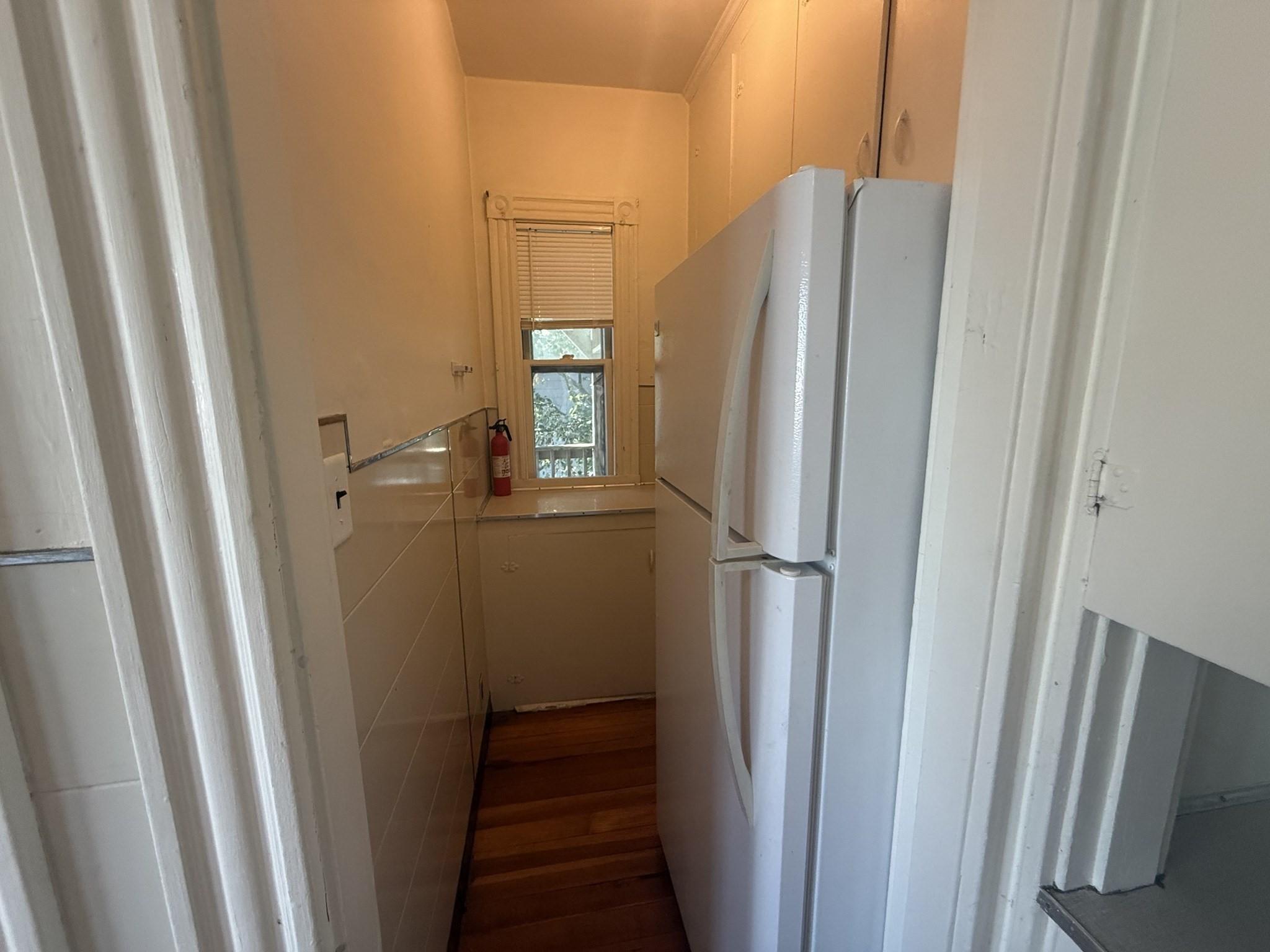 37 Dolphin Ave unit 2 – photo 4