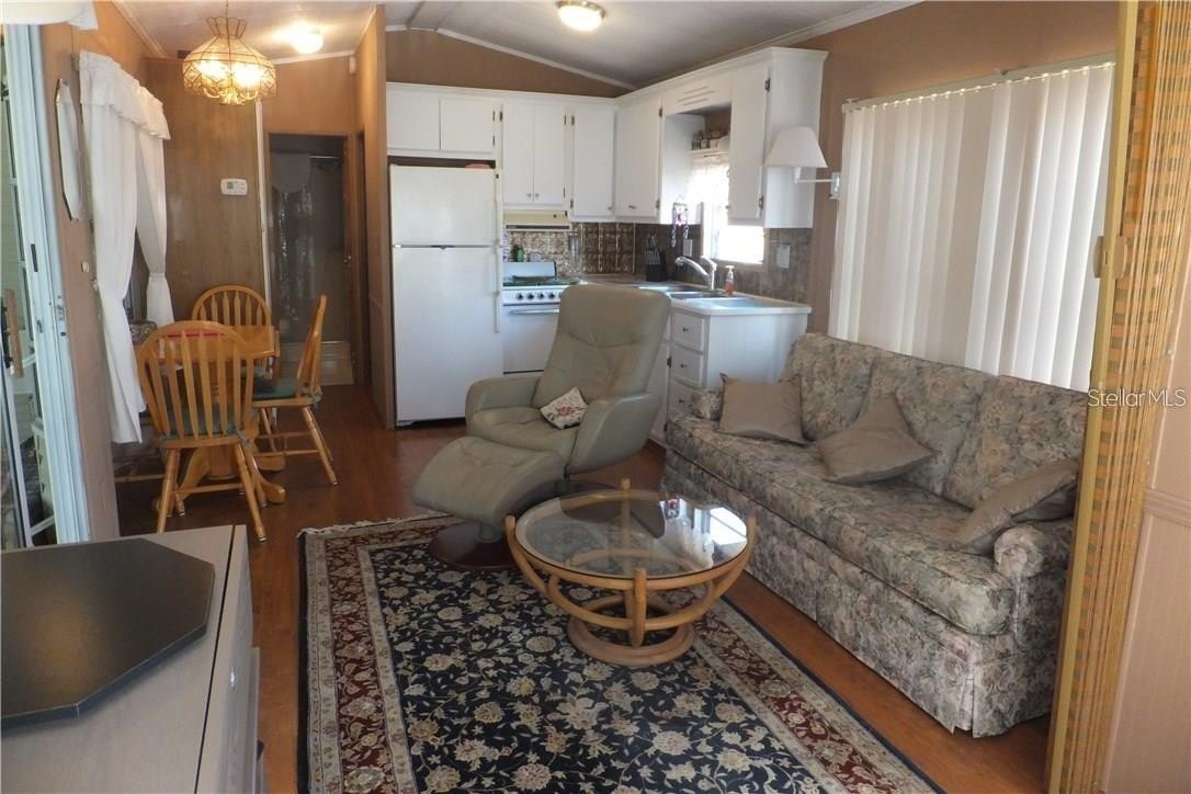 351 Citrus Ridge Dr – photo 4