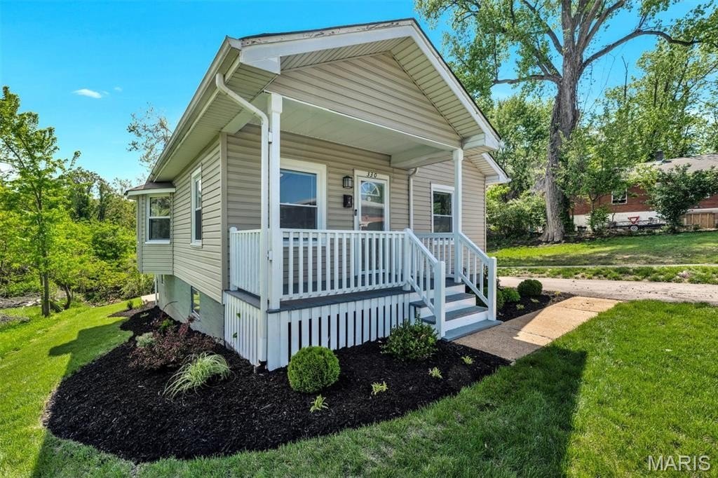 330 Chambers Rd – photo 3