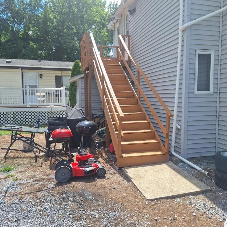 79 New St unit B – photo 2