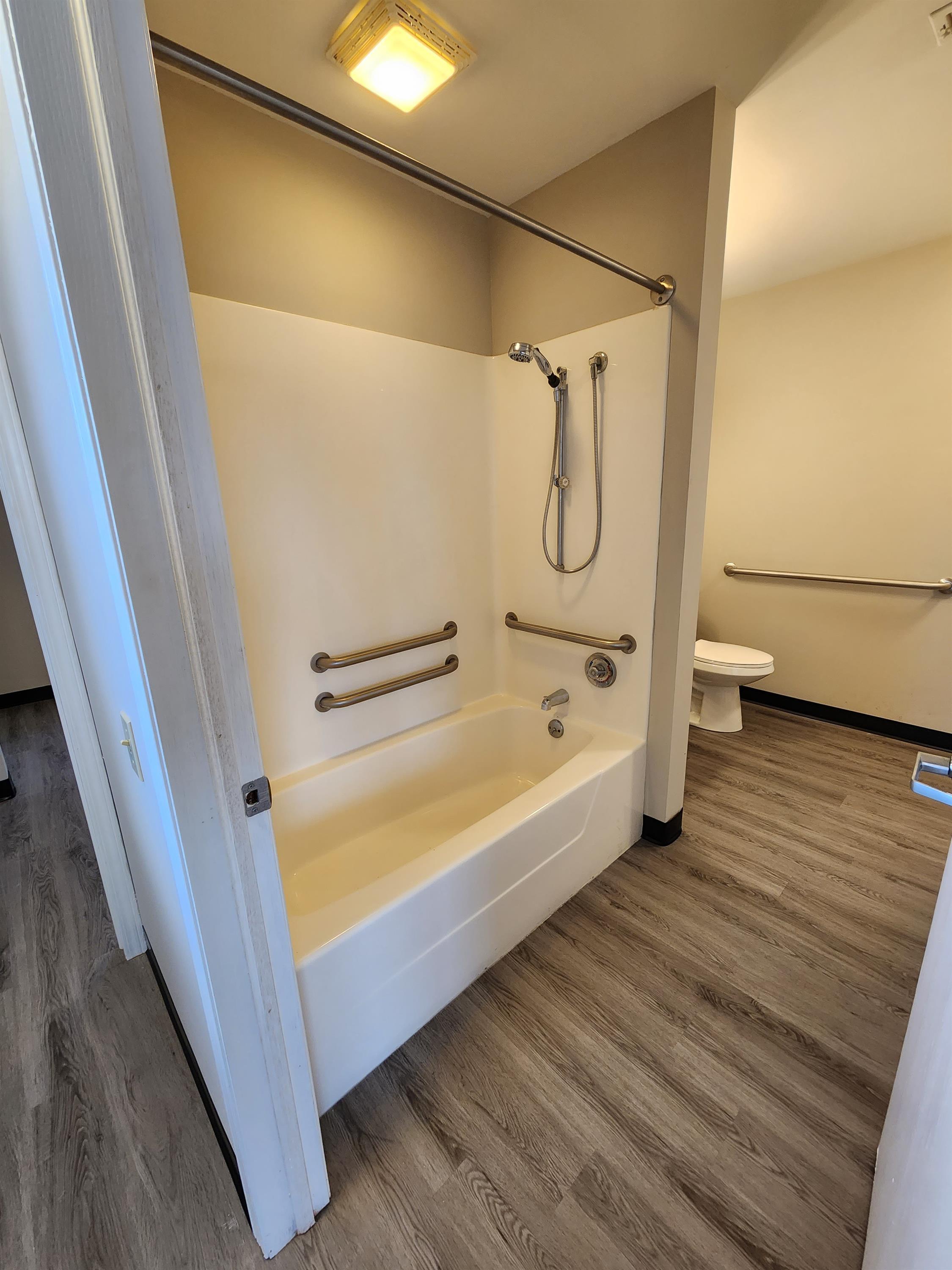 206 Nicholas Dr unit A – photo 4