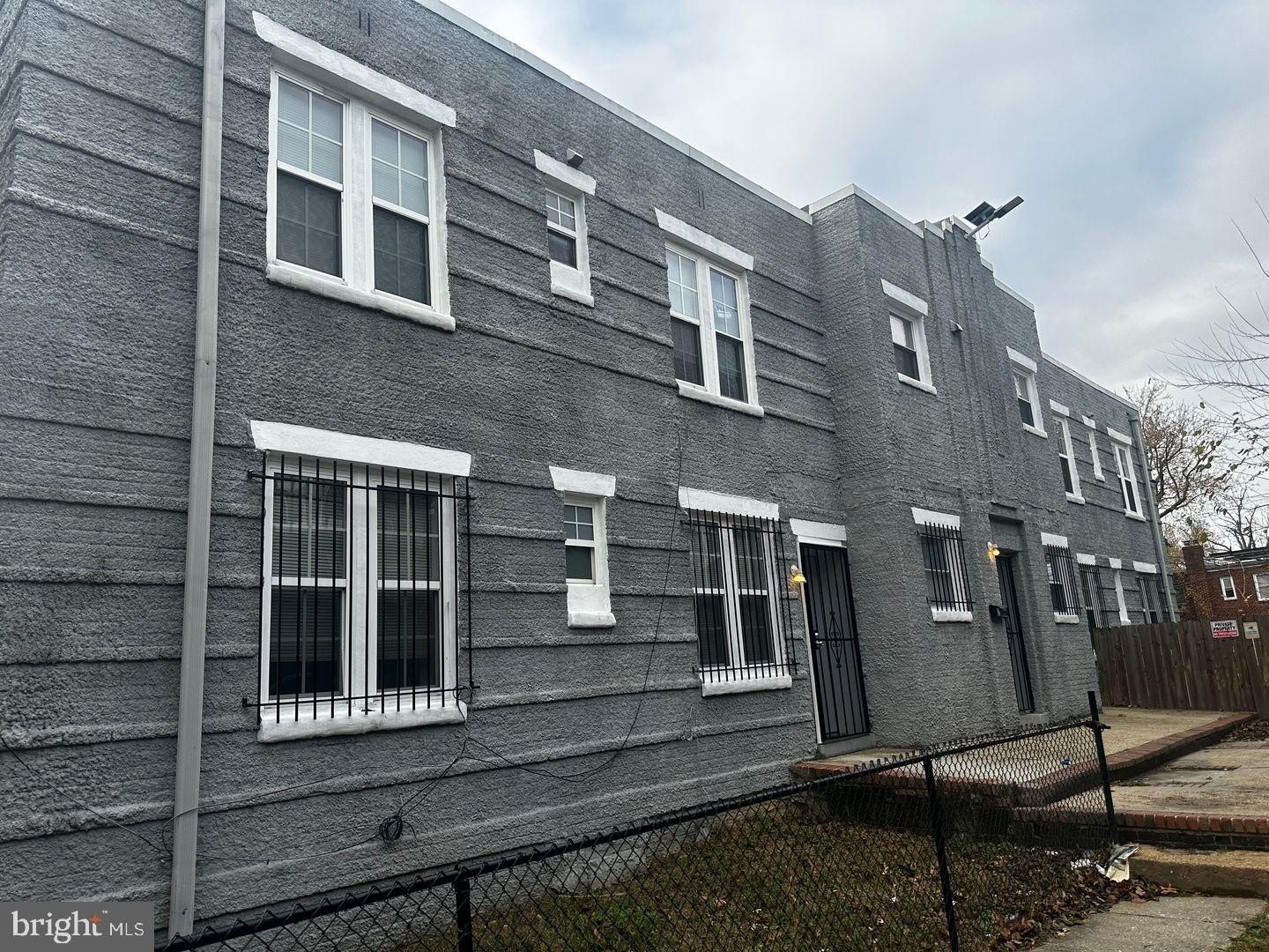 4632 Hillside Rd SE – photo 1