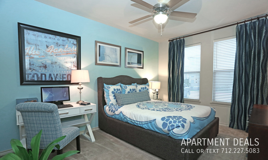 27 Gramercy Park Dr – photo 5