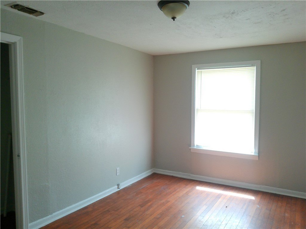 3549 Cypress St – photo 5