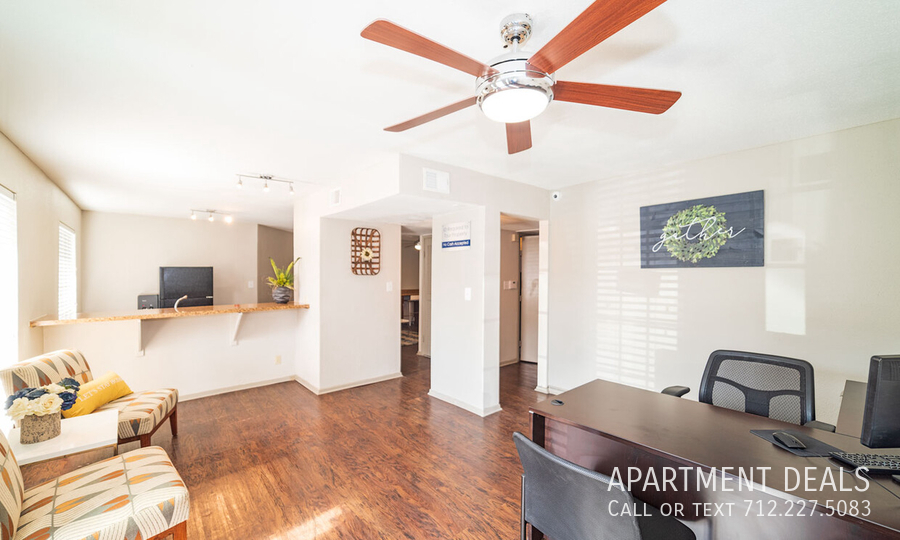 12320 Wayforest Dr – photo 3