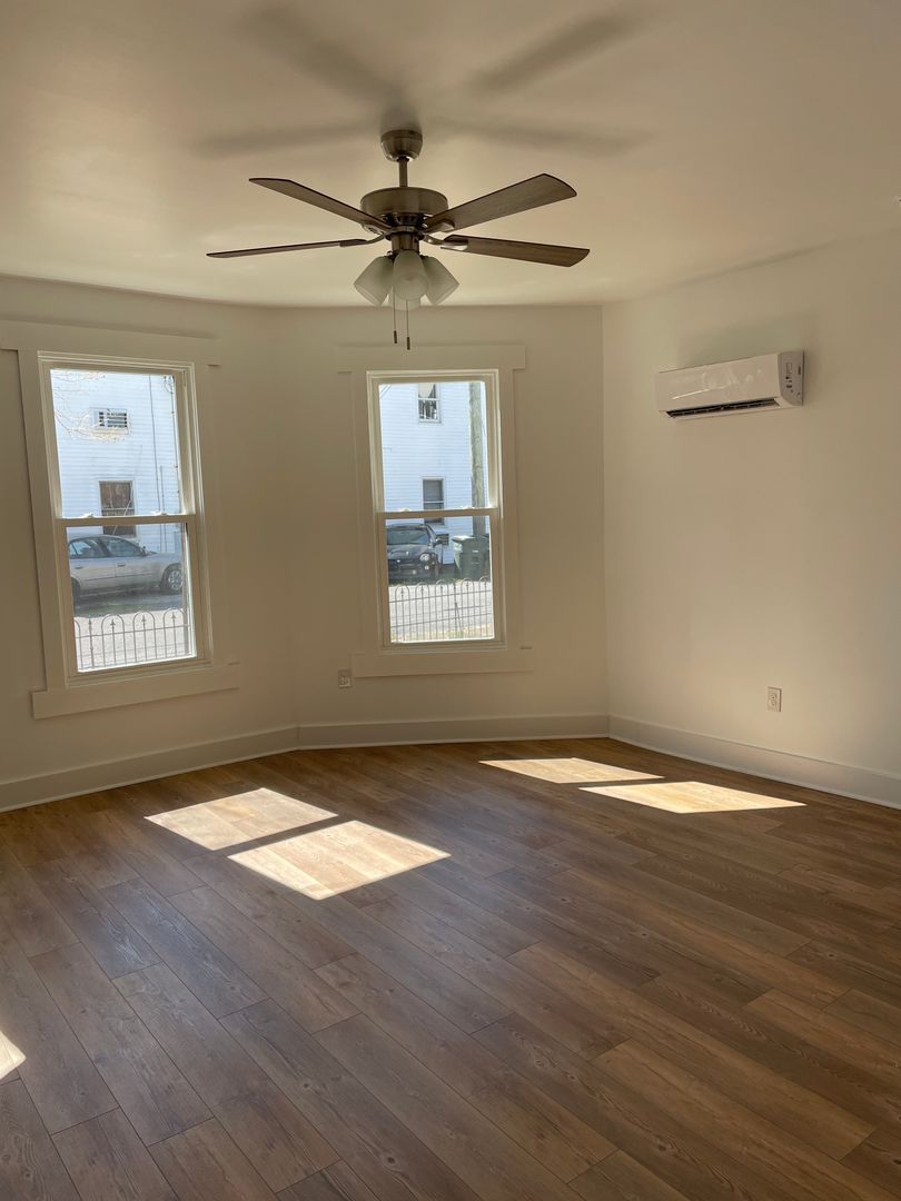102 Academy St unit Unit 1 – photo 5