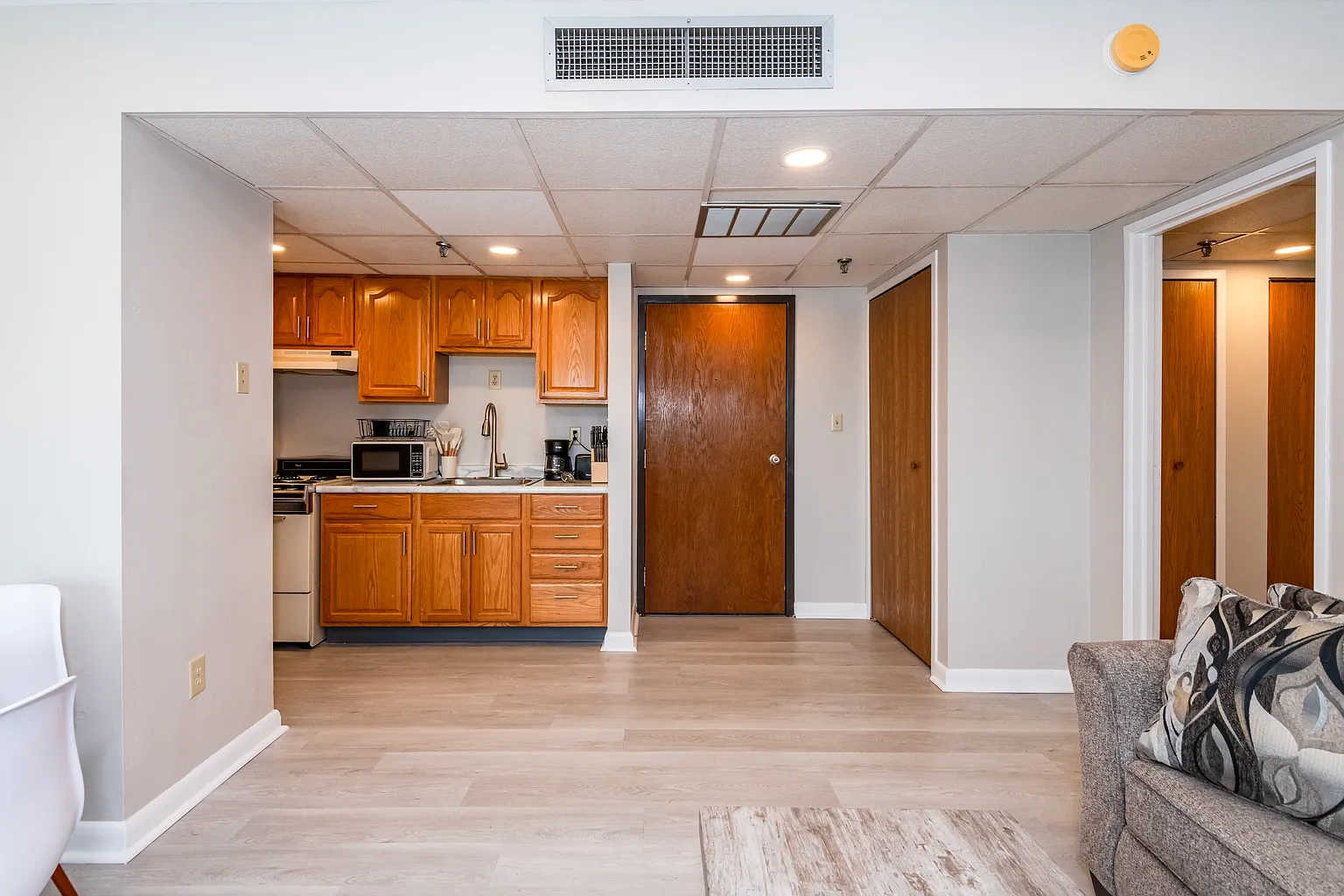 Pleasantwood Apartments and Townhomes – photo 1