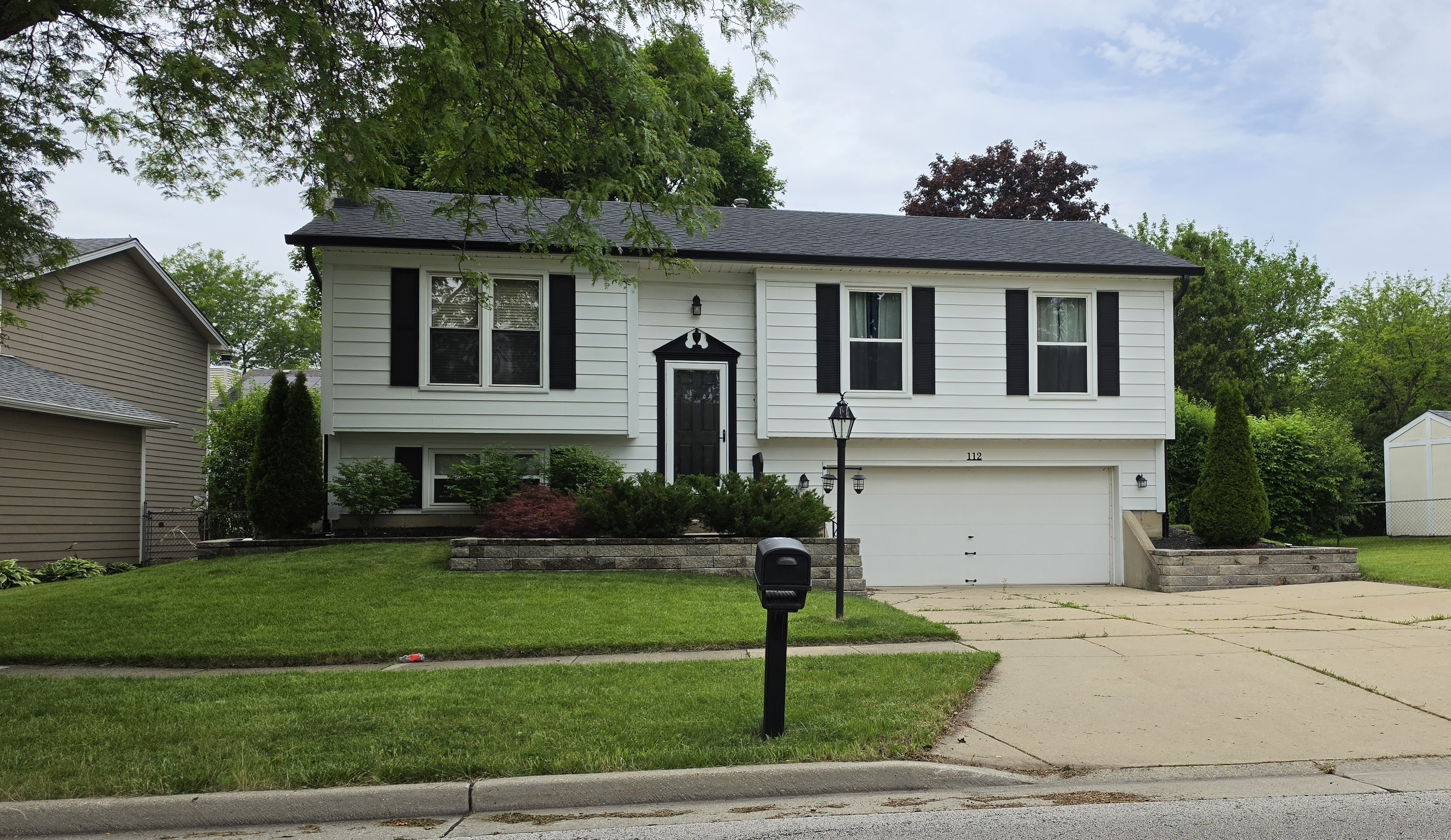112 Deerpath Dr – photo 2