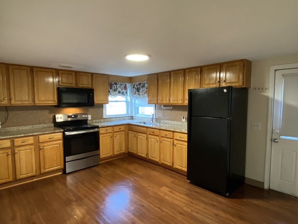 104 Amherst Ave – photo 3