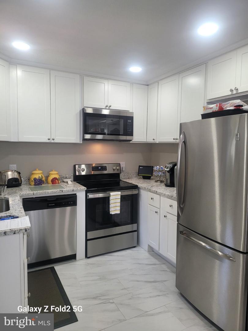 16309 Holly Hill Dr – photo 2