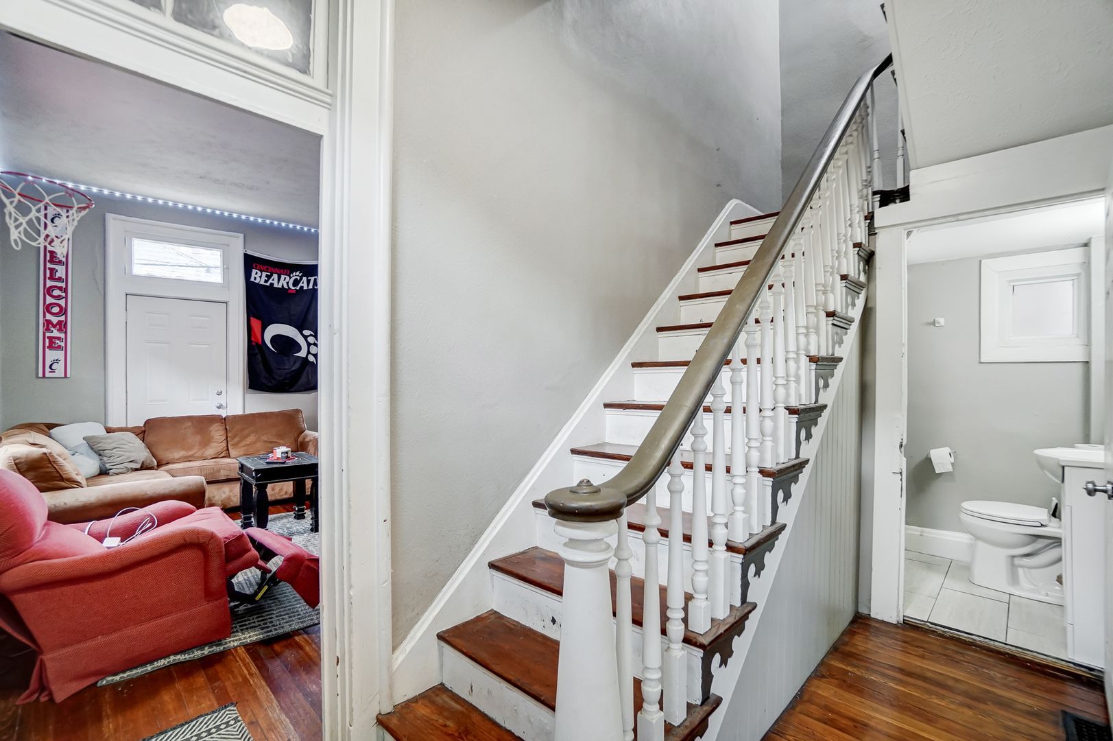 2312 Stratford Ave – photo 2