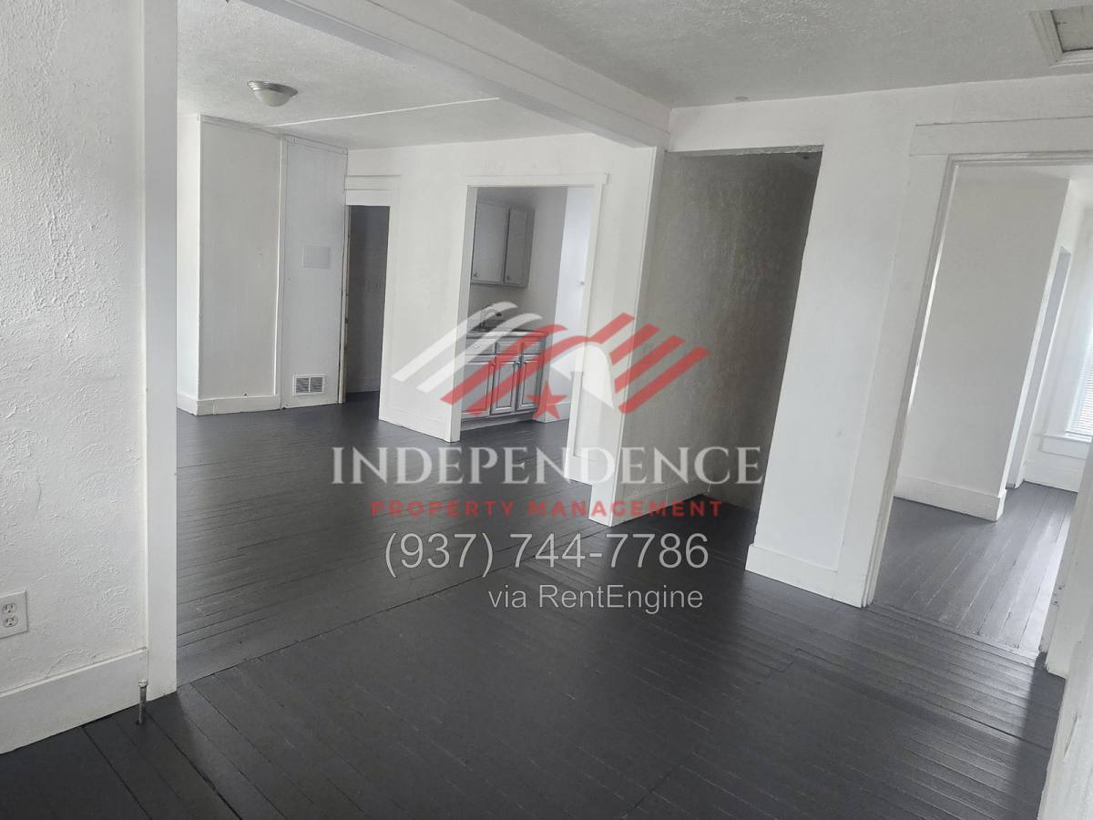 721 E Pearl St – photo 3