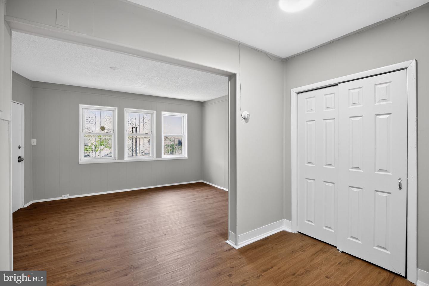 5446 Narcissus Ave – photo 5