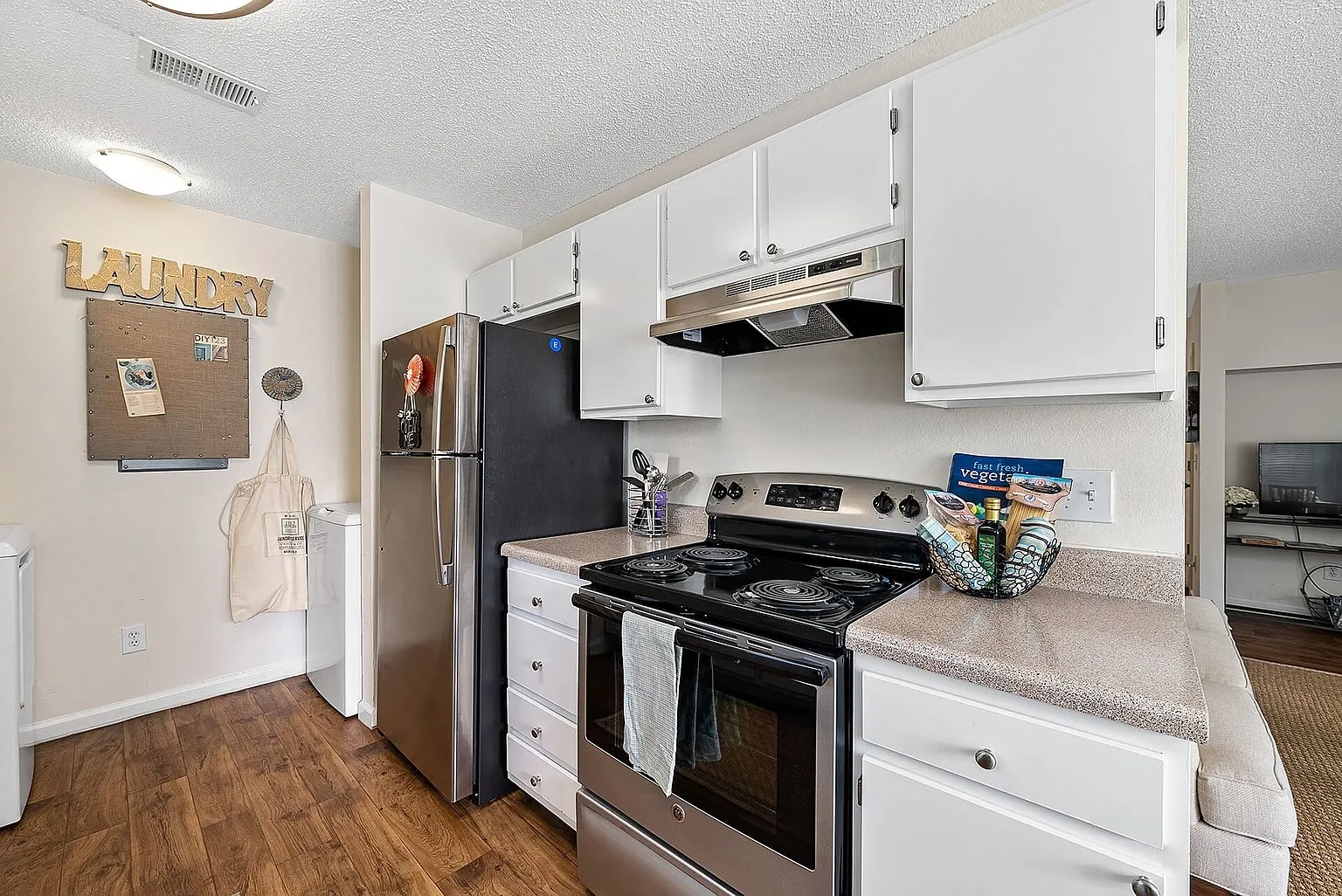 29 Edgewater – photo 5