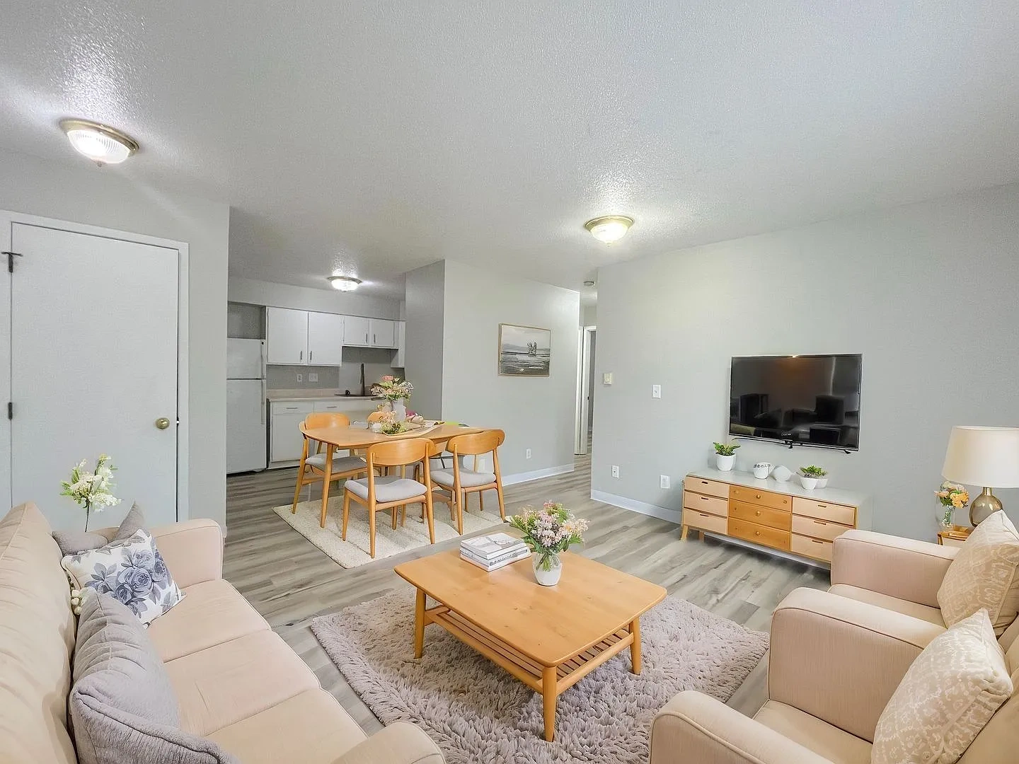 Burbank Village Apartments – Floor plan