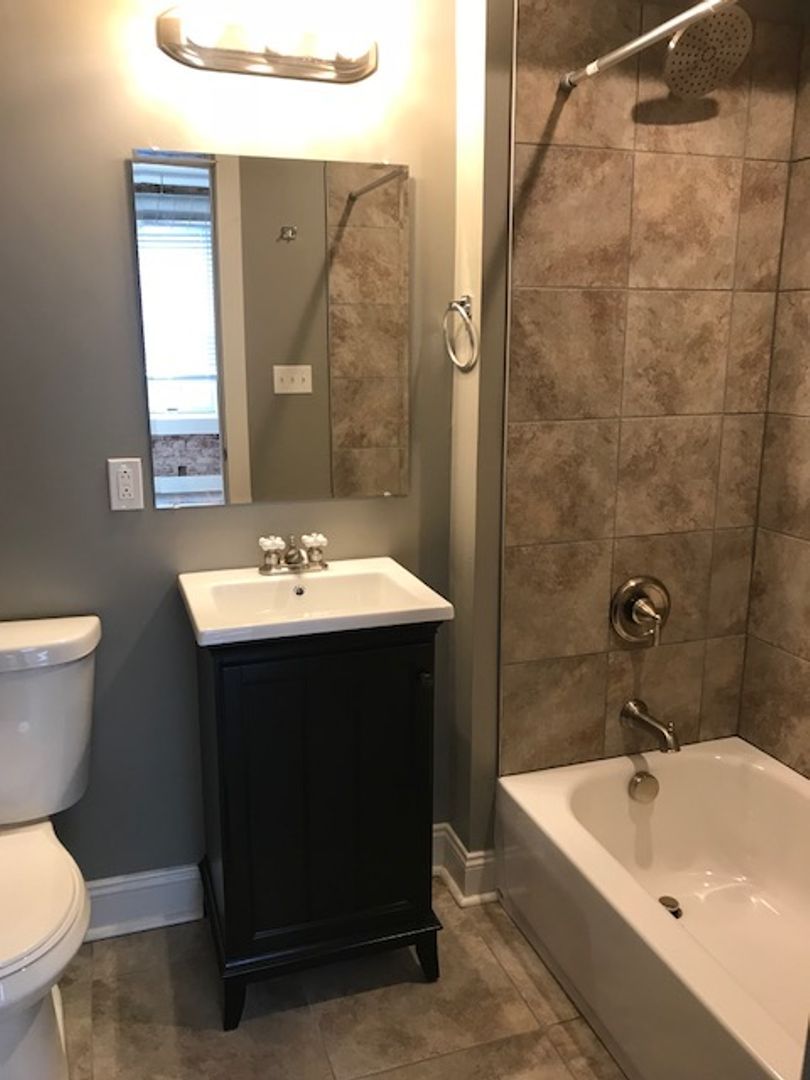 5821 E Liberty Blvd unit Apt. #6 – photo 4