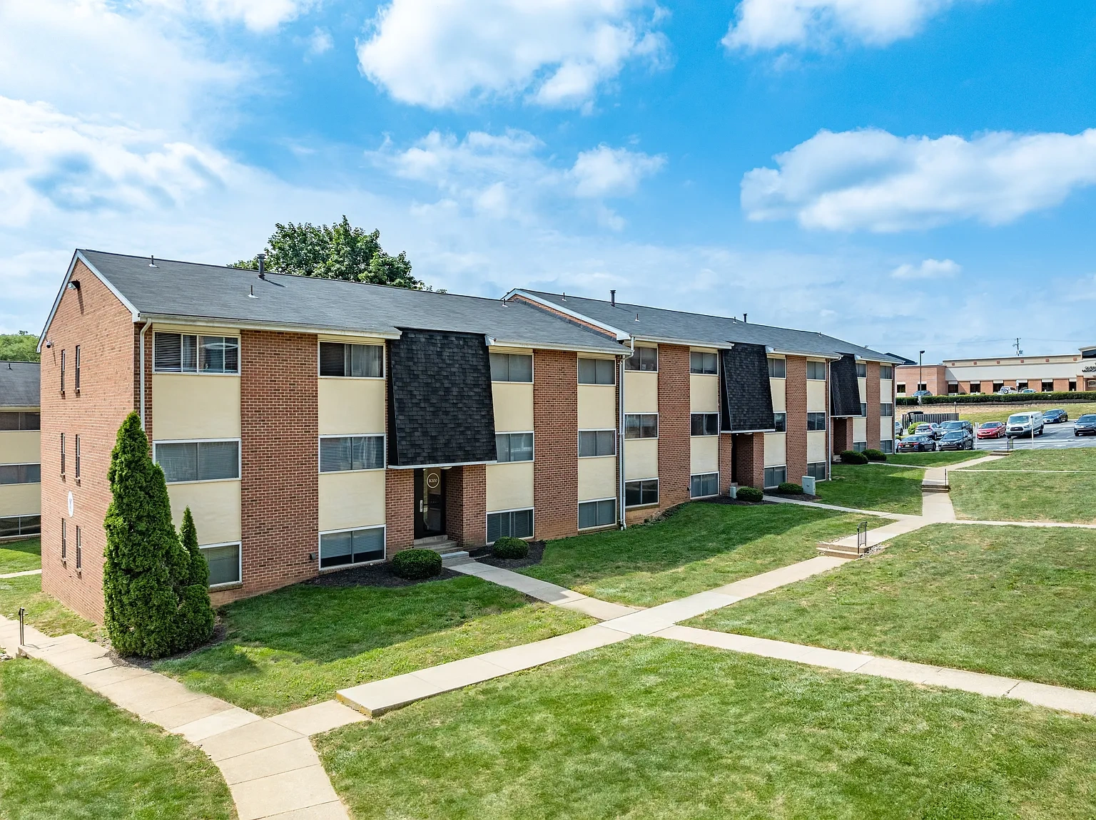 Hillside Apartments – photo 5