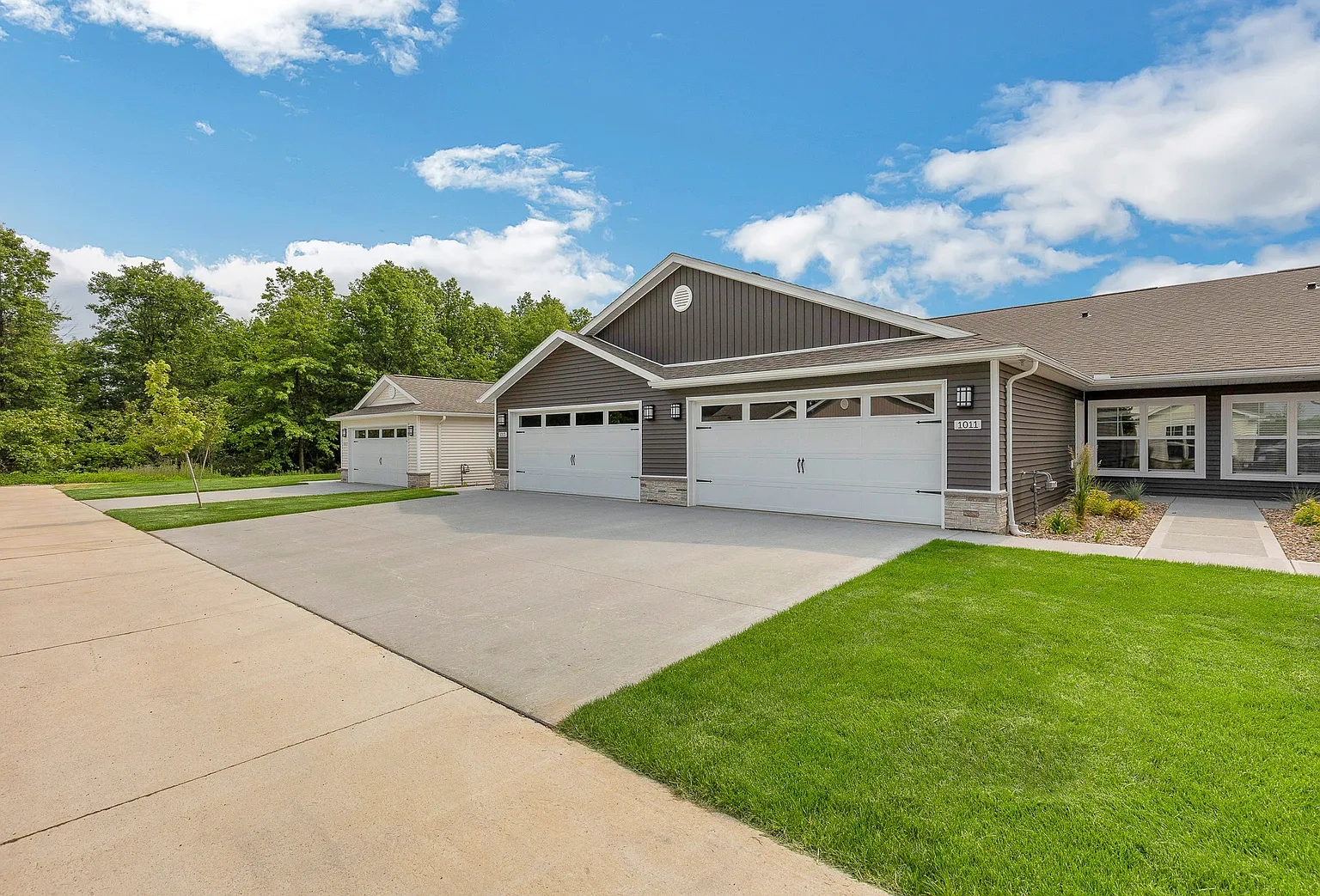 Redwood Fairborn Beaver Valley Road – photo 2