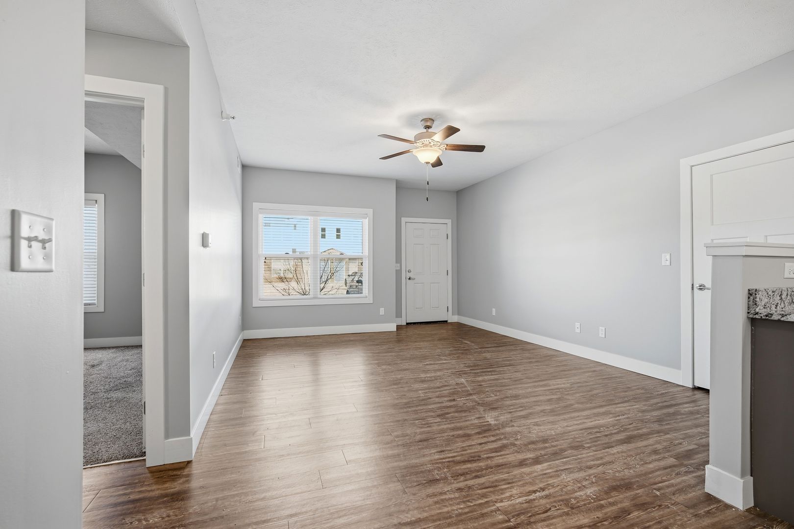 1031 Ekstam Dr unit 201 – photo 5