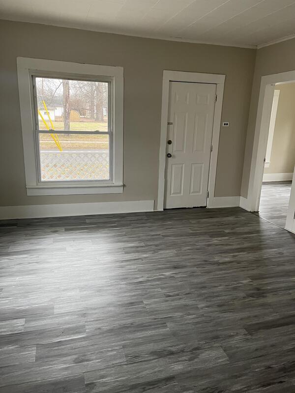 617 E Broadway Blvd – photo 4